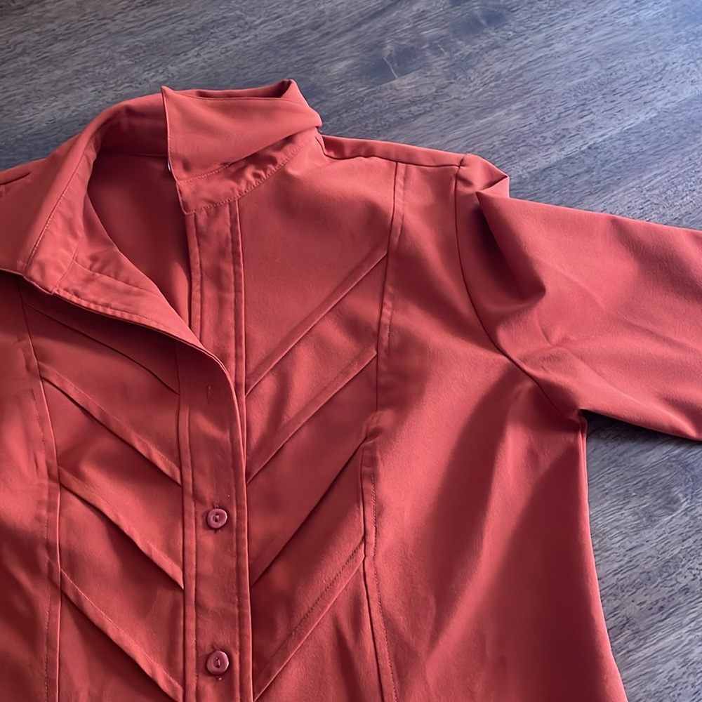 Dressbarn burnt orange button down - Picture 12 of 14